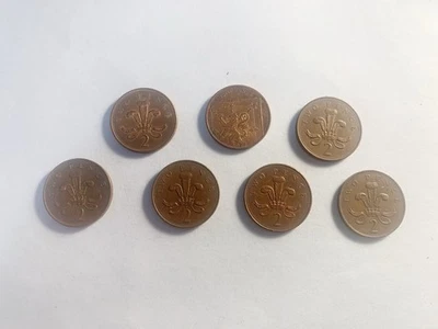 Old UK 6 Coins Lot Two Pence Mixed Years Queen Elizabeth II Collectible - Image 1 of 2