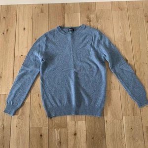 A.P.C. Maglione girocollo blu chiaro M design semplice maglia calda - Foto 1 di 3