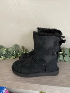 UGG Black Bailey Bow II Size 9 Boots Winter Booties - Picture 1 of 8