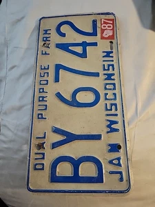 Wisconsin License Plate,  1987 Dual Purpose Farm Plate BY 6742 - Picture 1 of 2