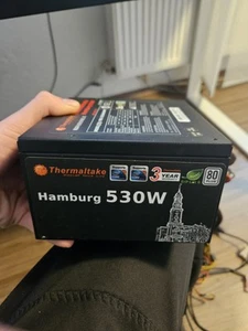 Thermaltake 530 Watt Hamburg Edition Netzteil - Bild 1 von 4