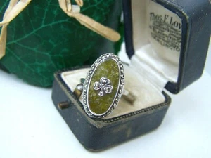 VINTAGE IRISH STERLING SILVER CONNEMARA MARBLE CLOVER MARCASITE RING SIZE L - Picture 1 of 10