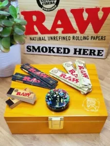 Large Smoking box Bamboo Rolling Box II Magnet rolling tray and Raw papers set - Foto 1 di 7