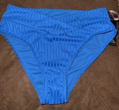 Parte inferior de bikini de natación cintura alta y piernas nuevo azul Foto 1 de 4