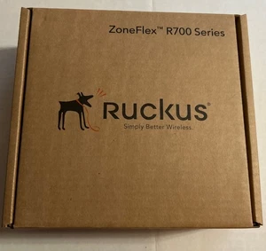 Ruckus ZoneFlex R700 Dual Band Bezprzewodowy punkt dostępowy AMZ-R700-US20 *BEZ PowerCord - Zdjęcie 1 z 10