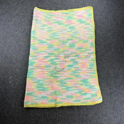 Manta bebé ganchillo amarillo pastel rosa verde hecha a mano tejida afgana Foto 1 de 4