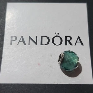 Pandora Sterling Silber Zierliche Facetten Charm mit Synthetischem Grünem Quarz 791499sgq - Bild 1 von 4