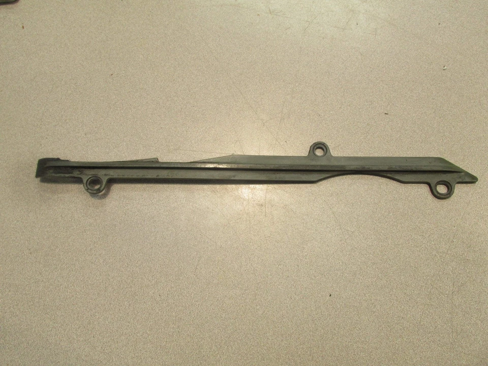 Guide chaîne (Mv Agusta - 910 S Brutale 910 2006 - 2008) - Photo 1/1