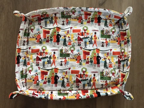 Cotton Fabric Bread/Roll Basket Tray Holder Retro Christmas Cover