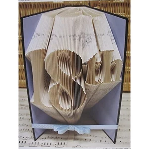 Libro plegable - reciclaje libros antiguos, muy fácil - libro de diseños de Debbi Moore - Imagen 1 de 30