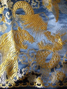 Vintage Chinese Silk Brocade Embroidery Tablecloth - Picture 1 of 12
