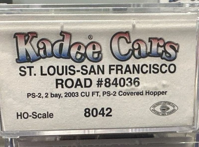 Kadee Cars HO RTR #8042 40’ PS-2 2 Bay 2003 cf Cov Hopper St Louis San Fransisco - Image 1 of 3