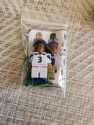 LEGO MINIFIGURAS JUGADOR DE FÚTBOL - Russell Wilson # 3 Foto 1 de 3