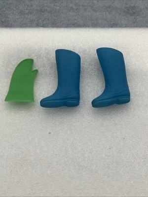 Vintage Mego “Skinny Boots” 1972 Batman WGSH. All Original! RARE! & 1 Glove. - Image 1 of 4