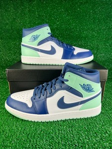 Air Jordan 1 Mid Island Green - Air Jordan - Kikikickz | Kikikickz