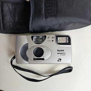 Kodak Advantix F300 APS Film Camera - Silver ~ With Soft Case ~ VGC - Picture 1 of 7