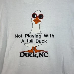 Erwachsene Small Duck North Carolina T-Shirt NC Shirt weiß *einige kleine Fleckenflecken* - Bild 1 von 8