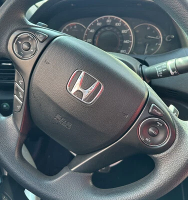 2013 - 2017 HONDA ACCORD COUPE (2-DOOR) AIRBAG DRIVER STEERING WHEEL AIR BAG OEM - Image 1 of 4