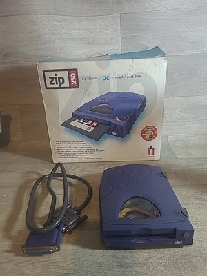 unità iomega Zip 250 - alimentata USB - con scatola  - Immagine 1 di 4