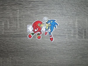 Sonic & Knuckles The Echidna Sonic Juego Bordado Hierro En Parche 3" x 2.25" - Imagen 1 de 2