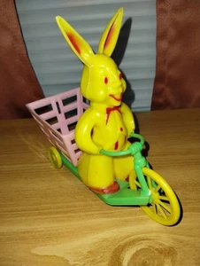 Vintage Rosen/Rosbro Hard Plastic Easter Bunny Riding Cart Candy Container - Picture 1 of 14