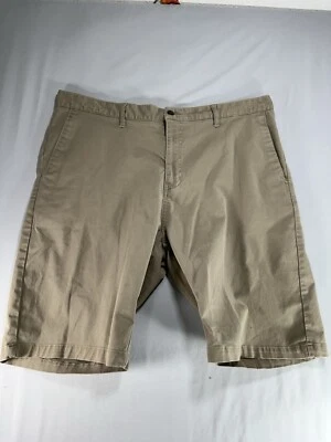 Men’s Volcom beige shorts size 40 #746 - Image 1 of 4