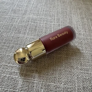 Rare Beauty Soft Pinch Matte Liquid Blush BELOVED New Mini Size 0.11 oz/ 3.2ml - Picture 1 of 3