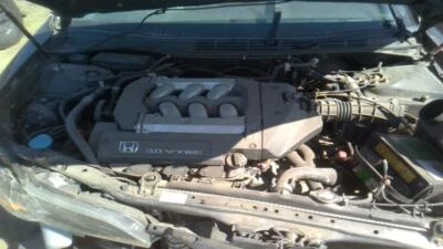 Modulador ABS usado se adapta a: montaje modulador Honda Accord 2002 grado A Foto 1 de 4