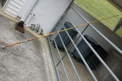 VINTAGE HURRICANE T-80 VARA DE SURF COM PENN SQUIDDER 1971 - Imagem 1 de 4