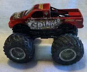 Monster Jam Grinder Advance Auto Parts Monster Truck escala 1:64 Hot Wheels - Imagen 1 de 5