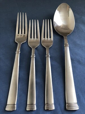 Wallace Napoli vintage años 70 2 tenedores para ensaladas, 1 tenedor de cena, 1 cuchara para servir Foto 1 de 4