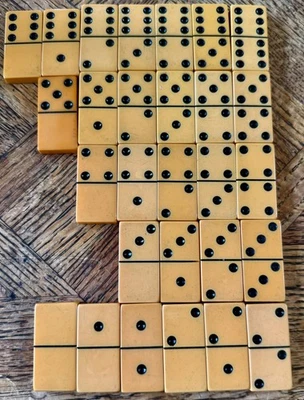 Vintage Bakelite Catalin Butterscotch Dominoes 28 Piece Set Double Six 1/2 Box - Image 1 of 4