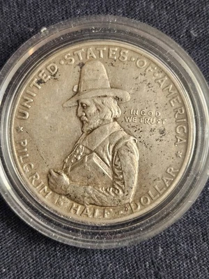 1920 pilgrim commemorative silver half dollar      Lot #343 - Image 1 of 2