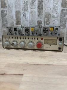 Mixer audio da campo RTS Systems ⭐️Modello HPM-41⭐️CON 3 stazioni interfoniche TW BP-300⭐️ - Foto 1 di 14