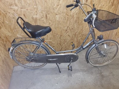Es Ist Ein Gut Fahrrad Ein Besonderes Model, Und Hat Eine 3 Gang Nabenschaltung - Bild 1 von 4
