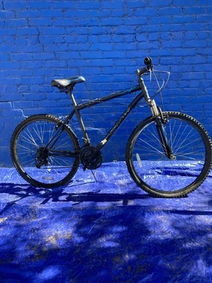 Bicicleta de montaña Roadmaster Granite Peak 26' Foto 1 de 4