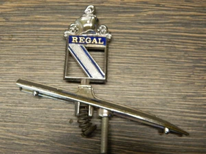 1974 BUICK REGAL Kühlerfigur/Stand Up Hood Emblem/Hood Ornament,RARE+Neu/New-NOS - Bild 1 von 1