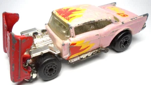 1979 MATCHBOX SUPERFAST '57 CHEVY PINK RED 1:64 DIECAST CAR W YELLOW HOOD OPENS - Picture 1 of 7