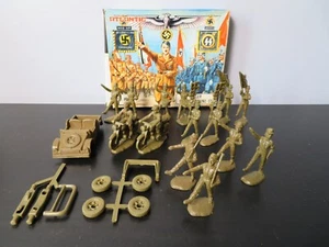 Vintage Atlantic of Italy 1:32 WW2 German Soldier Set (#11008) in Original Box - Bild 1 von 16