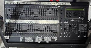 LEVITON MC7524 LIGHTING CONTROLLER - Picture 1 of 3