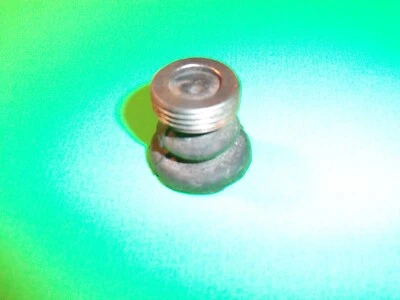 Homelite A-70421-A aislador de montaje en búfer para motosierras 450 550 OEM B72 Foto 1 de 2