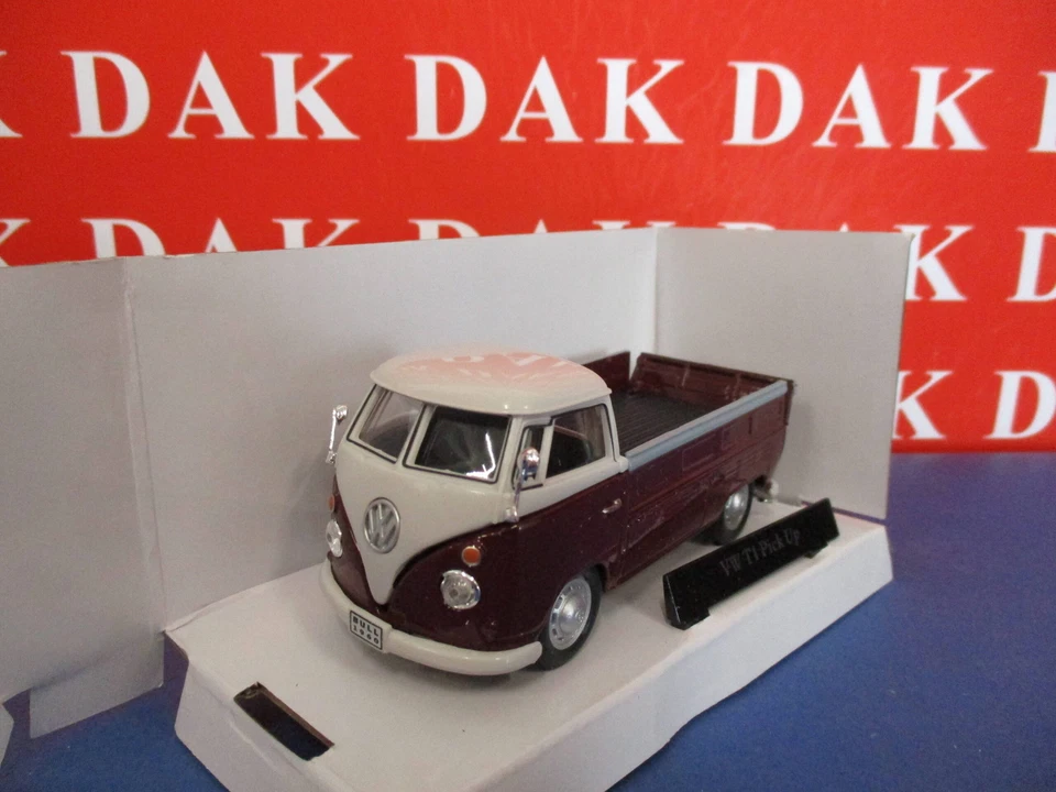 Die cast 1/43 Modellino Furgone Volkswagen T1 Pick UP Bianco Amaranto Cararama - Immagine 1 di 4
