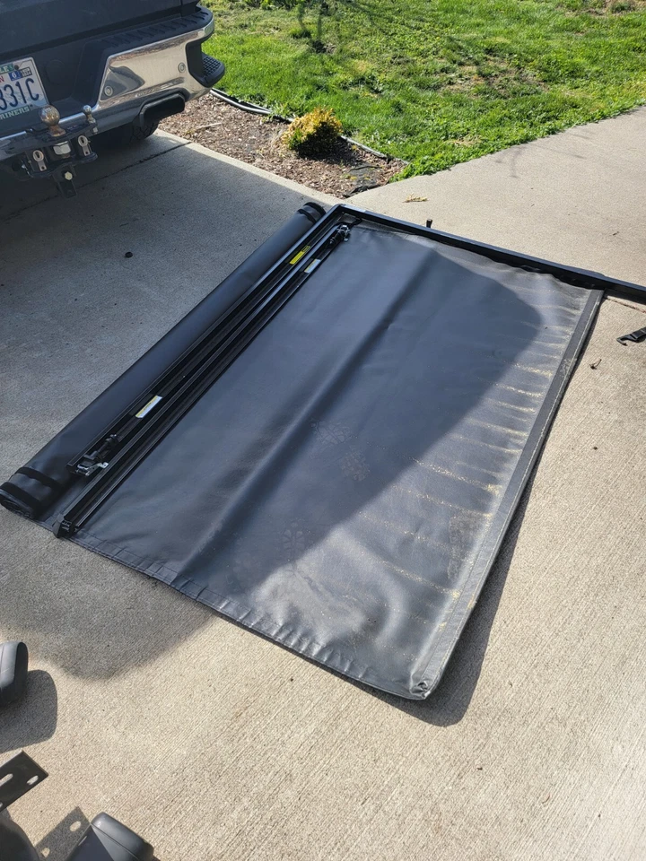 cubierta tonneau ram 1500 cama 5,7 Foto 1 de 1