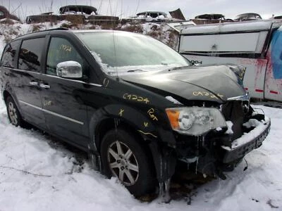 Used Brake Master Cylinder fits: 2010 Chrysler Town & country  Grade A - Image 1 of 4