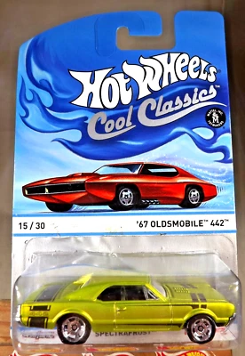 2013 Hot Wheels Cool Classics 15/30 '67 OLDSMOBILE 442 Spectrafrost Green wRS5Sp - Image 1 of 4