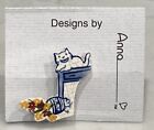 Designs by Anna Pottery Pin Brooch Handcrafted CAT  knocked over Vase w Flowers