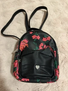 Betsey Johnson Bag - Picture 1 of 4