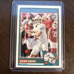 2025 Score Base Quinn Ewers RC Miami Dolphins #75 - Bild 1 von 2