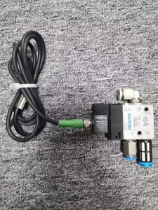 FESTO CPE14-M1CH-3GL-1/8 Pneumatic Valve,Fedex/UPS fast shipping - Picture 1 of 3