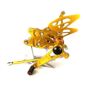 Set posteriore CNC poggiapiedi poggiapiedi per SUZUKI GSXR1000 GSX-R 1000 07-08 - Foto 1 di 7